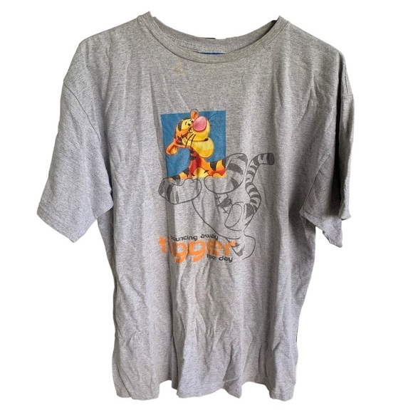 Vintage Tee Shirt Winnie The Pooh Tigger Mens Adult Size Large Gray 90s - Picture 1 of 5